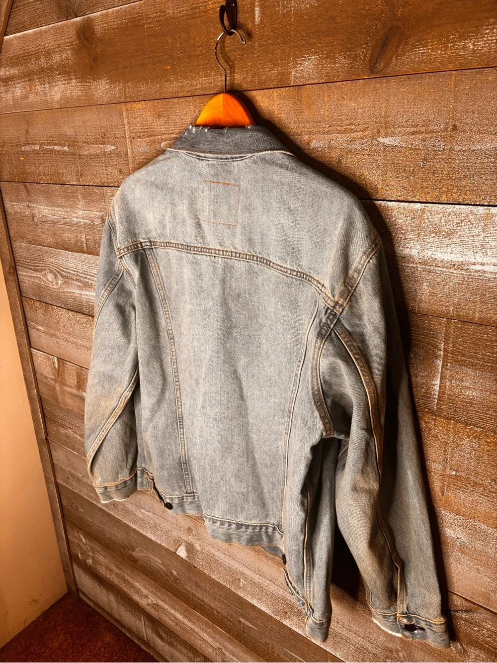Levi's Men's NWT Denim The Trucker Jacket - Light Blue - Picture 4 of 5